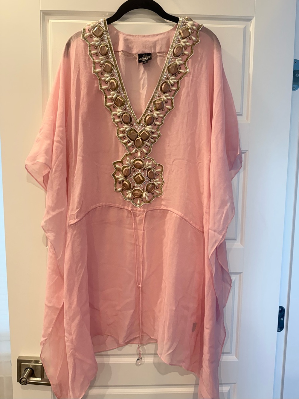 $ 560 Zeugari pink 100 % silk beaded beach cover up caftan dress S